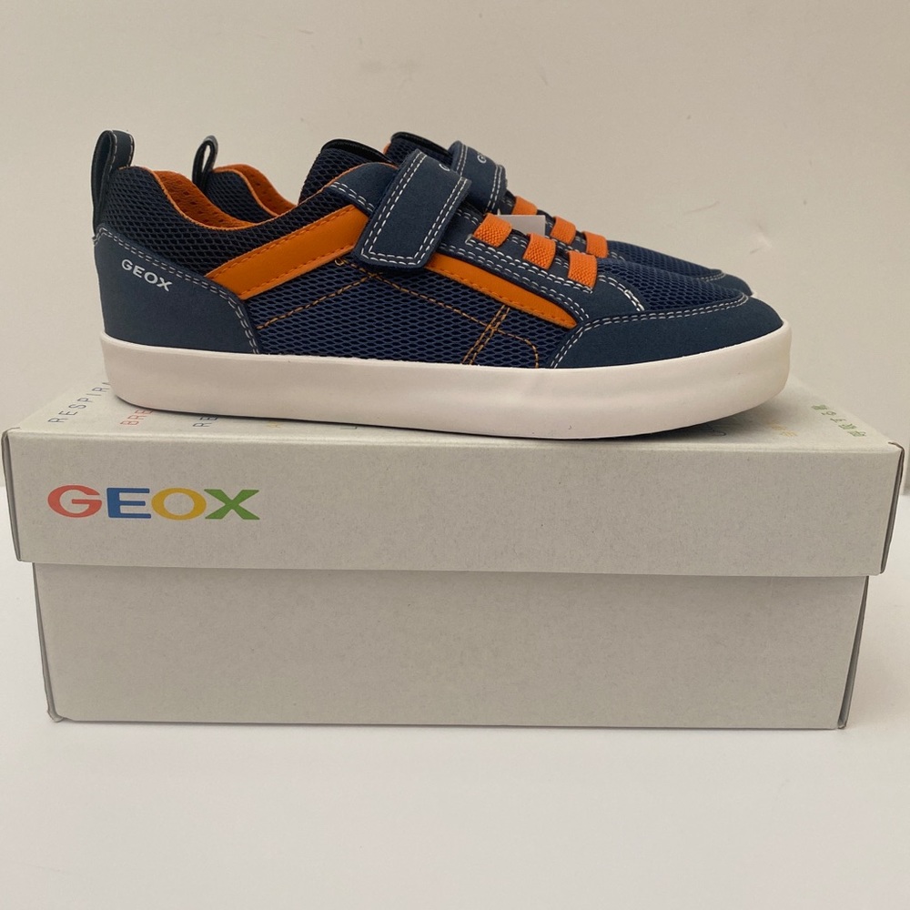 Geox Mesh and Suede Boy’s Sneakers-Size 1